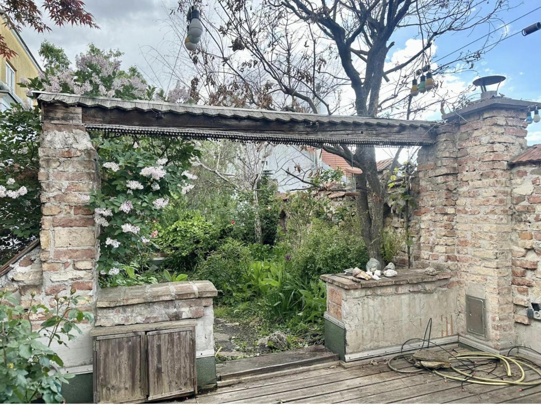 Eden Garden With Terrace & Bbq Apartament *